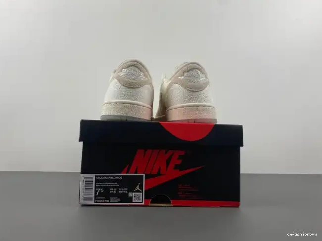 1 Jordan Chris FZ0455-200 Paul Retro Low OG 0507